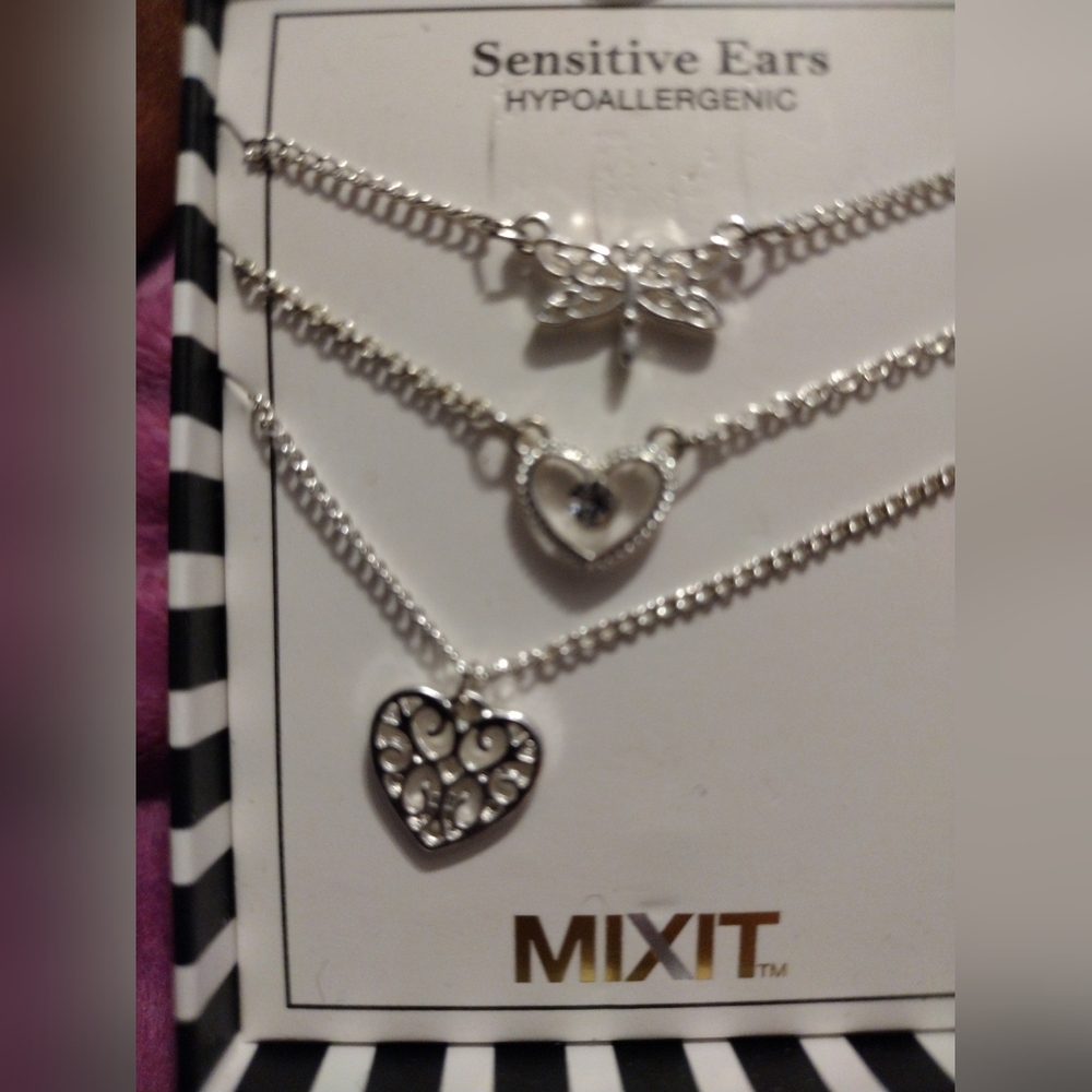 Mixit Silver Hypoallergenic Necklace Set New In Box
